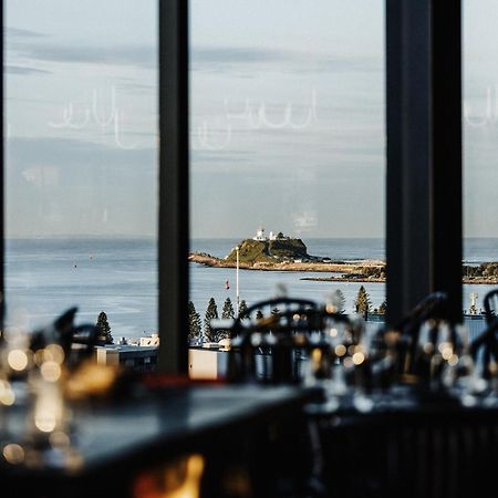 Hotel Crystalbrook Kingsley Newcastle Exterior foto View from the restaurant